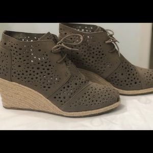 Toms Taupe Wedge Booties